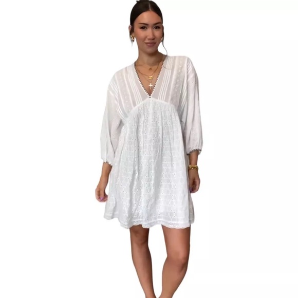 Zara Dresses & Skirts - Zara eyelet mini dress